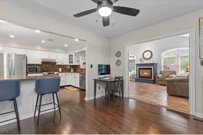 1137 Concord Dr, Bridgewater, NJ 08807 - Photo 18