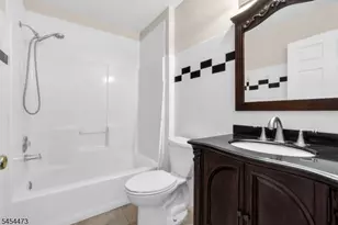 10 Sutton Ct, Bridgewater, NJ 08807 - Photo 40