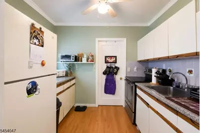 67 Greenbrook Rd, Green Brook Township, NJ 08812 - Photo 8
