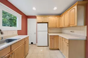 926 N Washington Ave, Green Brook Township, NJ 08812 - Photo 16