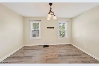 926 N Washington Ave, Green Brook Township, NJ 08812 - Photo 12