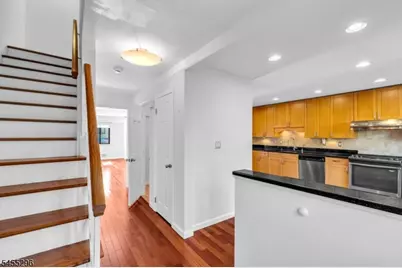 38 Park St #D, Florham Park, NJ 07932 - Photo 2