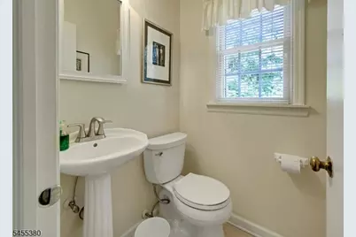8 High Ridge Rd, Parsippany, NJ 07869 - Photo 22
