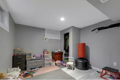 291 Fairway Ave, Belleville, NJ 07109 - Photo 18