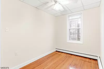 72 Lang St, Newark, NJ 07105 - Photo 8