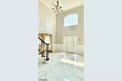 12 Daisy Ct, Montgomery Township, NJ 08558 - Photo 2