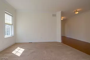 9 Comstock Ln, Montgomery Township, NJ 08558 - Photo 6