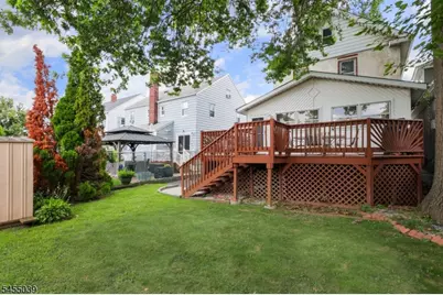 911 W Henry St, Linden, NJ 07036 - Photo 24