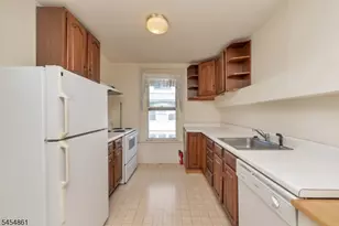 94 Park St, Montclair, NJ 07042 - Photo 12