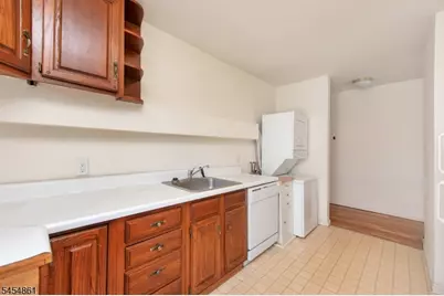 94 Park St #2R, Montclair, NJ 07042 - Photo 14
