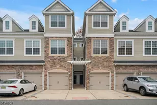 308 Rotando Way, Morris Plains, NJ 07950 - Photo 2