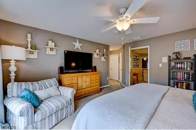 47 Loft Dr, Bridgewater, NJ 08836 - Photo 20