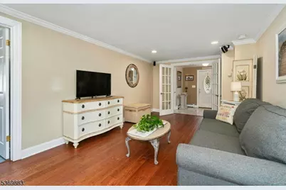 22 Rhonda Pl, Wanaque, NJ 07465 - Photo 6