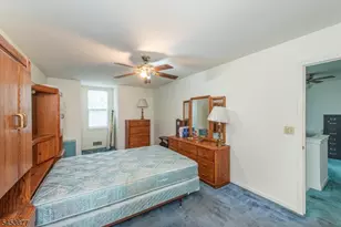 20 Collura Ln, Clifton, NJ 07012 - Photo 18