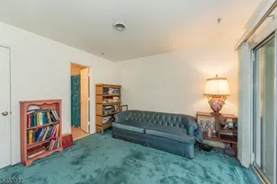 20 Collura Ln, Clifton, NJ 07012 - Photo 4