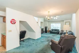 20 Collura Ln, Clifton, NJ 07012 - Photo 8