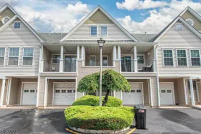 20 Collura Ln, Clifton, NJ 07012 - Photo 2
