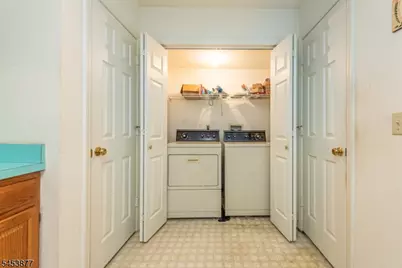 20 Collura Ln, Clifton, NJ 07012 - Photo 26