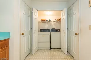 20 Collura Ln, Clifton, NJ 07012 - Photo 26
