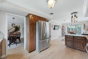 41 Florham Rd, Parsippany, NJ 07054 - Photo 18