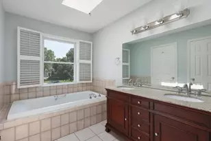 851 Princeton Ct, Branchburg Township, NJ 08853 - Photo 12