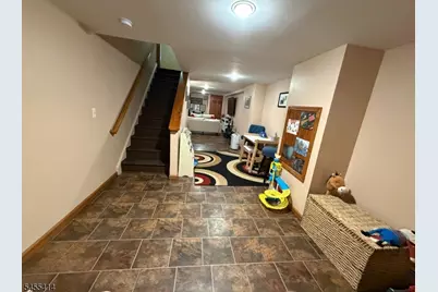 73 S Hillside Ave, Roxbury Township, NJ 07876 - Photo 16