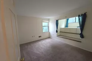 41 Arbor Cir, Bernards Township, NJ 07920 - Photo 12