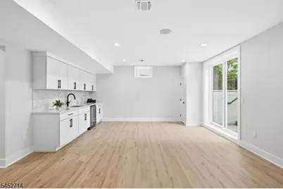 12 Tilden Ct, Livingston, NJ 07039 - Photo 26