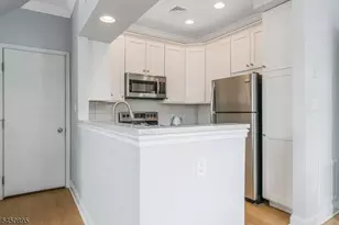 1 Teal Ln Condo, Bedminster Township, NJ 07921 - Photo 6