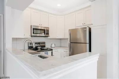 1 Teal Lane Condo, Bedminster Township, NJ 07921 - Photo 2