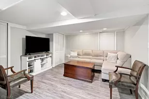 17 Ralph Pl, Morristown, NJ 07960 - Photo 16