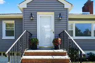 17 Ralph Pl, Morristown, NJ 07960 - Photo 1