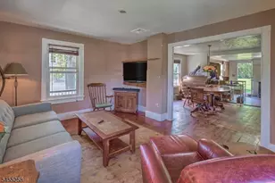 6 Bodine Ave, Peapack Gladstone Boro, NJ 07934 - Photo 10