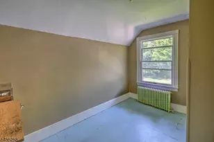 6 Bodine Ave, Peapack Gladstone Boro, NJ 07934 - Photo 16