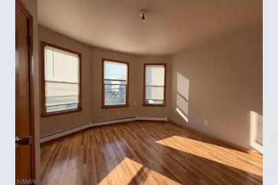720 Monroe Ave, Elizabeth, NJ 07201 - Photo 2