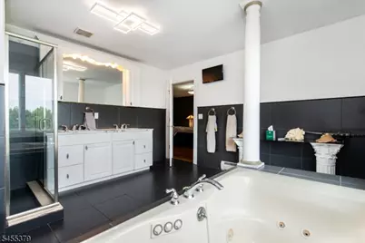 207 Eileen Dr, Cedar Grove, NJ 07009 - Photo 28