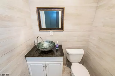 207 Eileen Dr, Cedar Grove, NJ 07009 - Photo 38