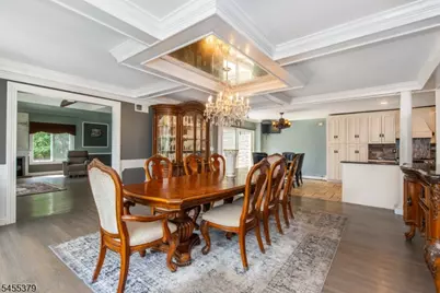 207 Eileen Dr, Cedar Grove, NJ 07009 - Photo 10