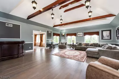 207 Eileen Dr, Cedar Grove, NJ 07009 - Photo 6