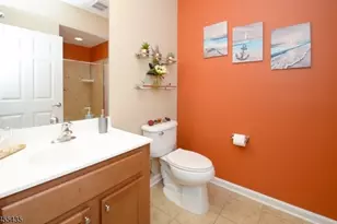 5 Holly Ln, Garfield, NJ 07026 - Photo 10