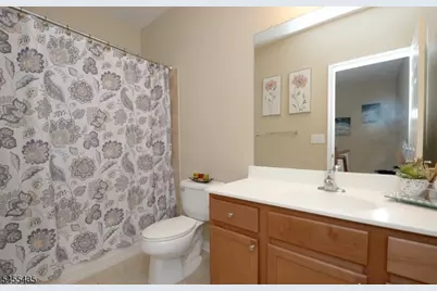 5 Holly Ln, Garfield, NJ 07026 - Photo 8
