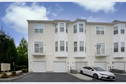 5 Holly Ln, Garfield, NJ 07026 - Photo 14