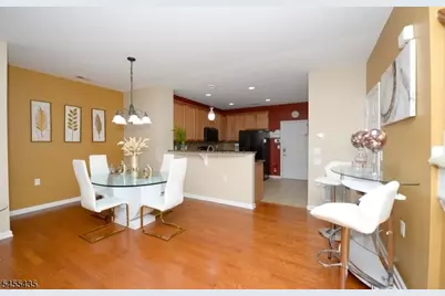 5 Holly Ln, Garfield, NJ 07026 - Photo 2