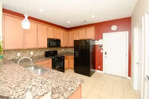 5 Holly Ln, Garfield, NJ 07026 - Photo 6