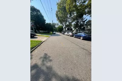 80 Circle Drway, Teaneck Township, NJ 07666 - Photo 2