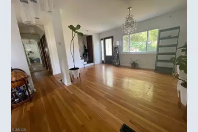 80 Circle Drway, Teaneck Township, NJ 07666 - Photo 4