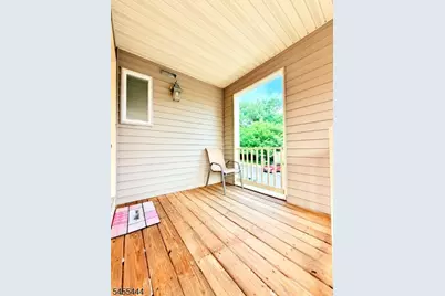 136 Westchester Ter, Clinton Township, NJ 08801 - Photo 12