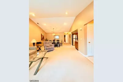 136 Westchester Ter, Clinton Township, NJ 08801 - Photo 10