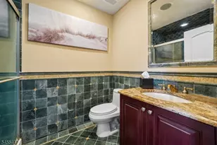 4 Centennial Ct, Totowa, NJ 07512 - Photo 30