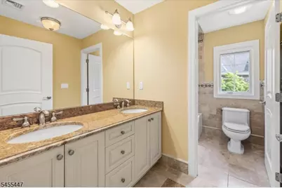 4 Centennial Ct, Totowa, NJ 07512 - Photo 32
